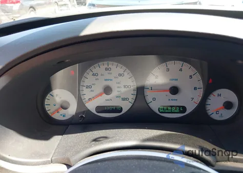 2004 Chrysler Town & Country Touring z USA, uszkodzony, nr VIN 2C4GP54L24R604950